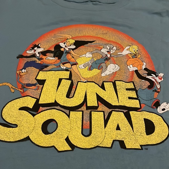 Space Jam A Legacy Women’s Sz Large Tune Squad Graphic Tee Crop Top - Picture 2 of 6